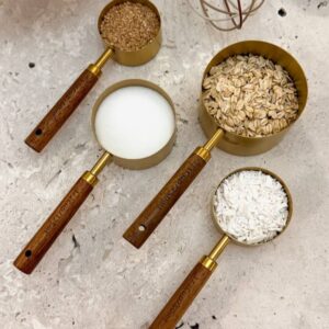 پیمانه دسته چوبی طلایی